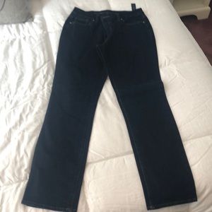 Slimming girlfriend jeans